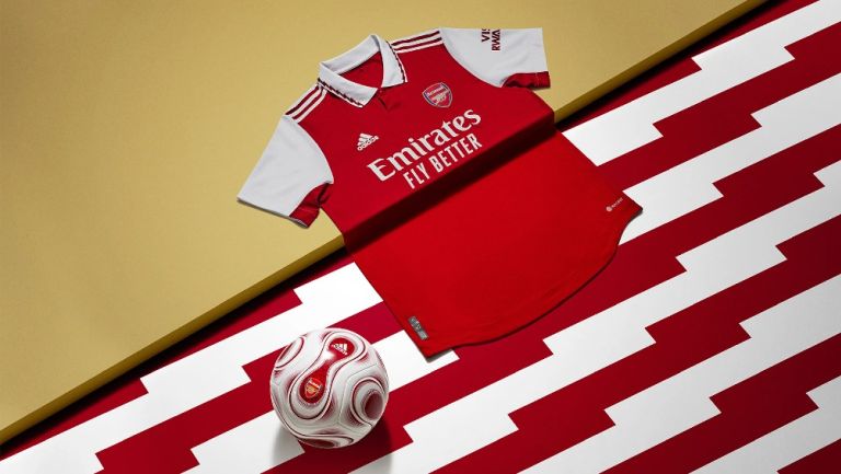 Arsenal presentó su nuevo uniforme de local para Temporada 2022/2023
