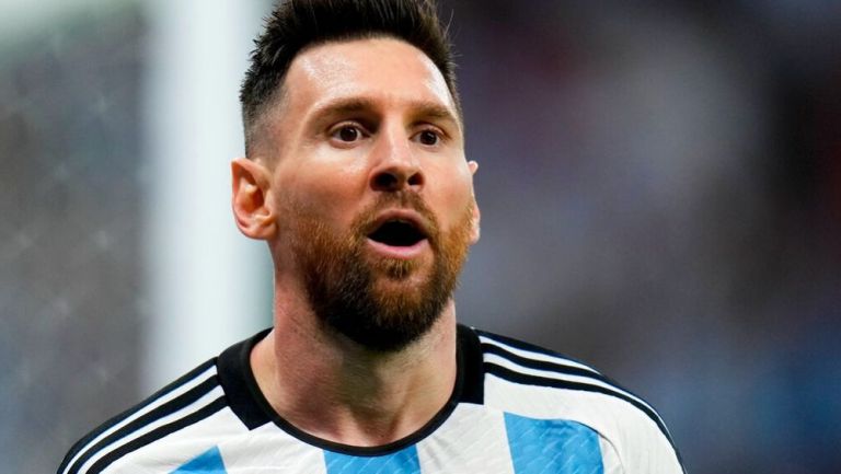 Macri aseguró que votarían por Messi si es campeón 
