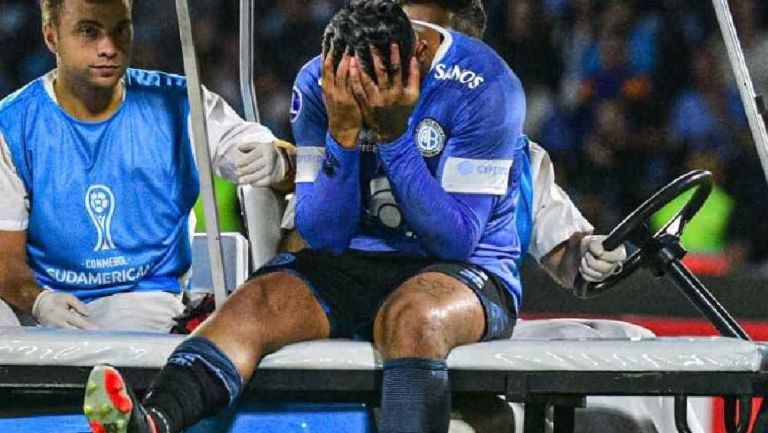 Lucas Passerini, exjugador de Cruz Azul, sufre fuerte lesión en la rodilla derecha