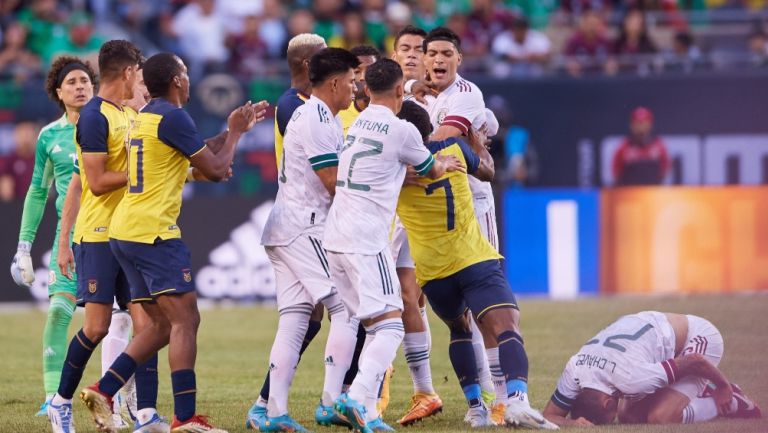 México en duelo contra la selección ecuatoriana 